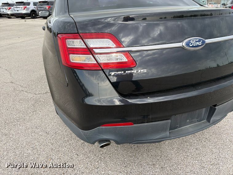 image for item EL0090 2013 Ford Taurus 