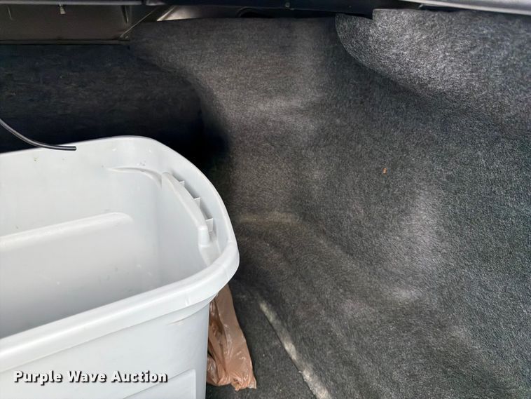 image for item EL0090 2013 Ford Taurus 