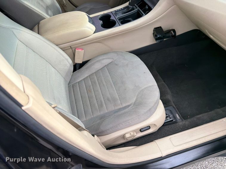 image for item EL0090 2013 Ford Taurus 