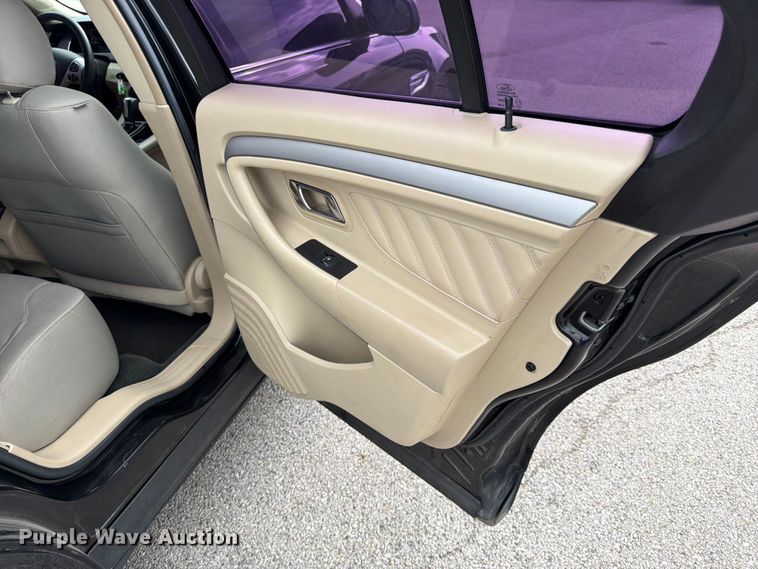 image for item EL0090 2013 Ford Taurus 