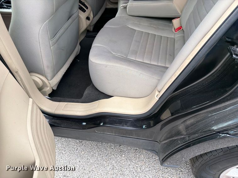 image for item EL0090 2013 Ford Taurus 