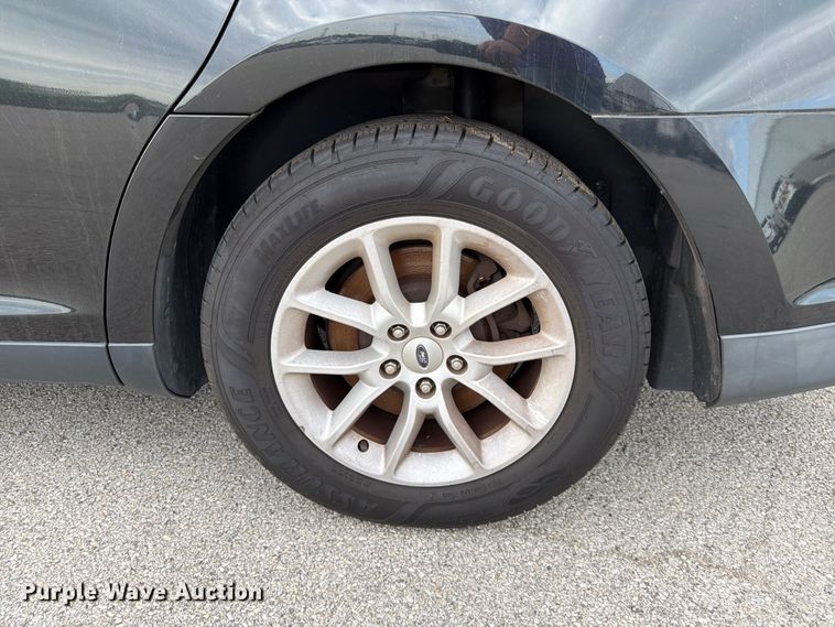 image for item EL0090 2013 Ford Taurus 