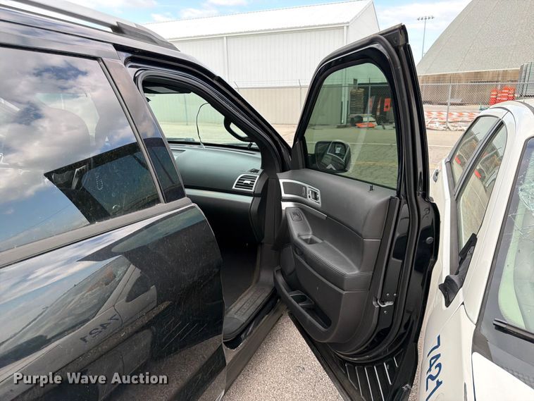 image for item EL0091 2013 Ford Explorer SUV