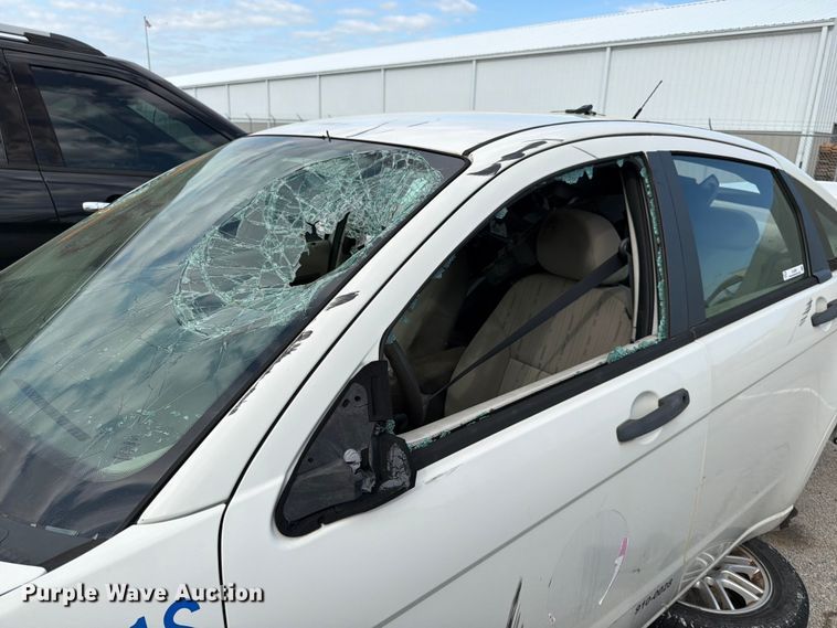 image for item EL0092 2010 Ford Focus 
