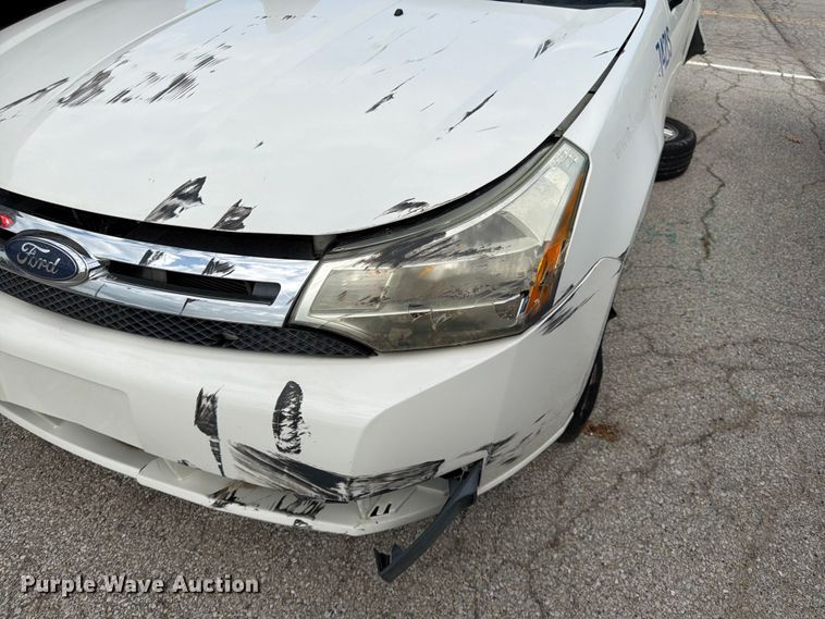 image for item EL0092 2010 Ford Focus 