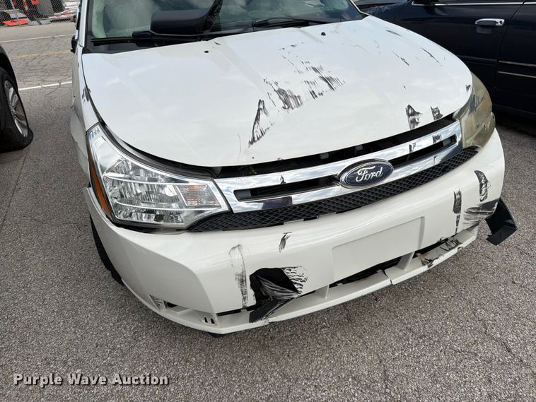 image for item EL0092 2010 Ford Focus 