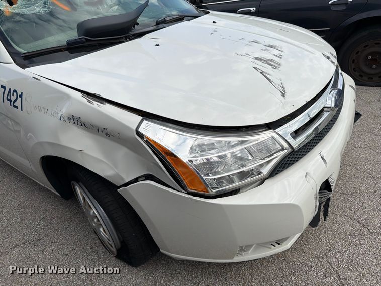 image for item EL0092 2010 Ford Focus 