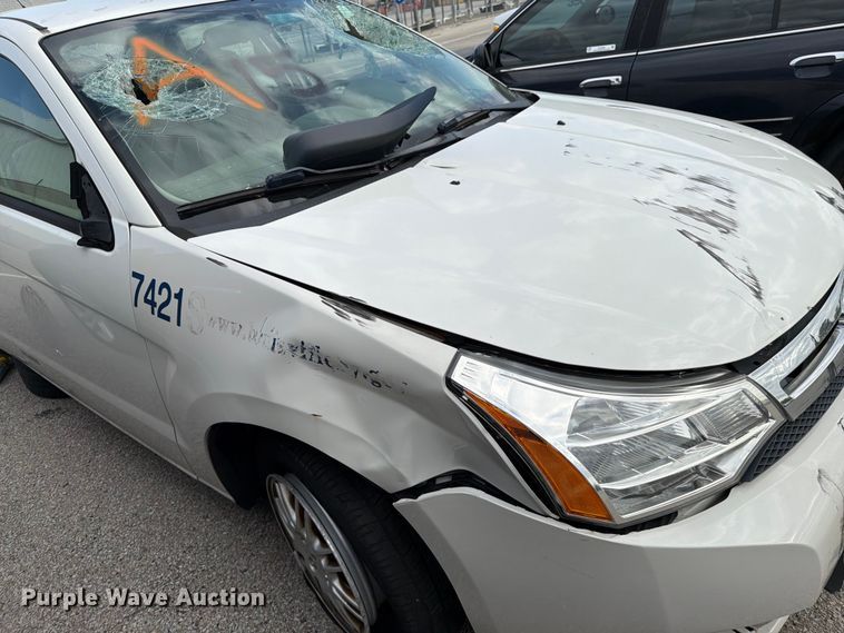 image for item EL0092 2010 Ford Focus 