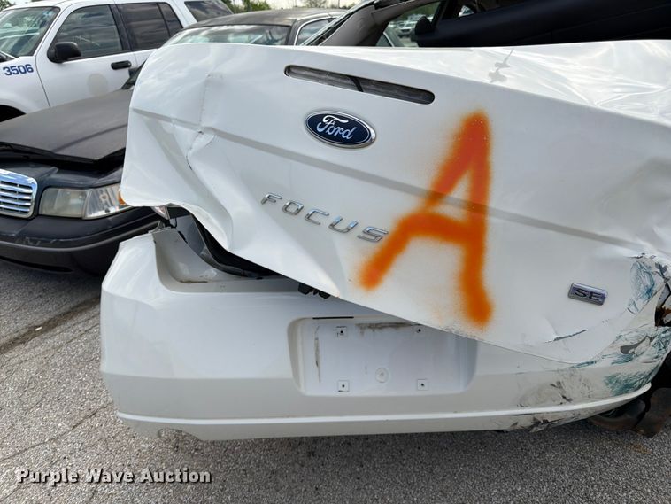image for item EL0092 2010 Ford Focus 