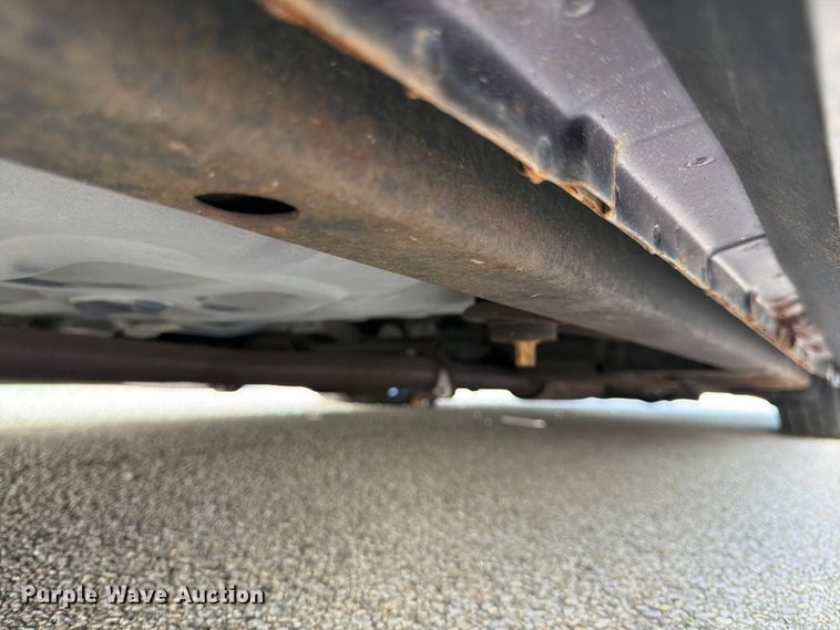 image for item EL0093 2003 Ford Crown Victoria 