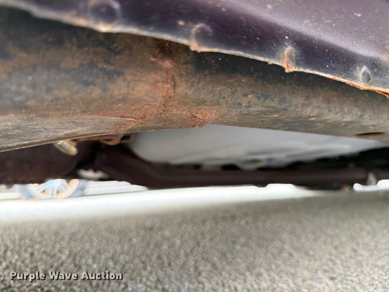 image for item EL0093 2003 Ford Crown Victoria 