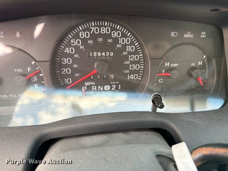 image for item EL0093 2003 Ford Crown Victoria 