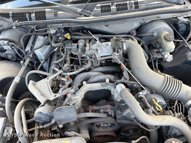 image for item EL0093 2003 Ford Crown Victoria 