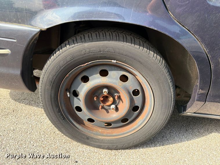 image for item EL0093 2003 Ford Crown Victoria 