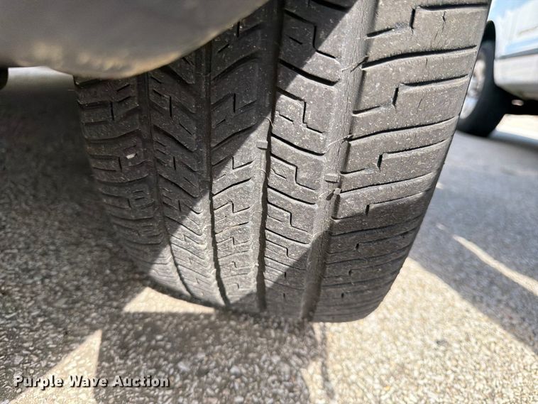 image for item EL0093 2003 Ford Crown Victoria 
