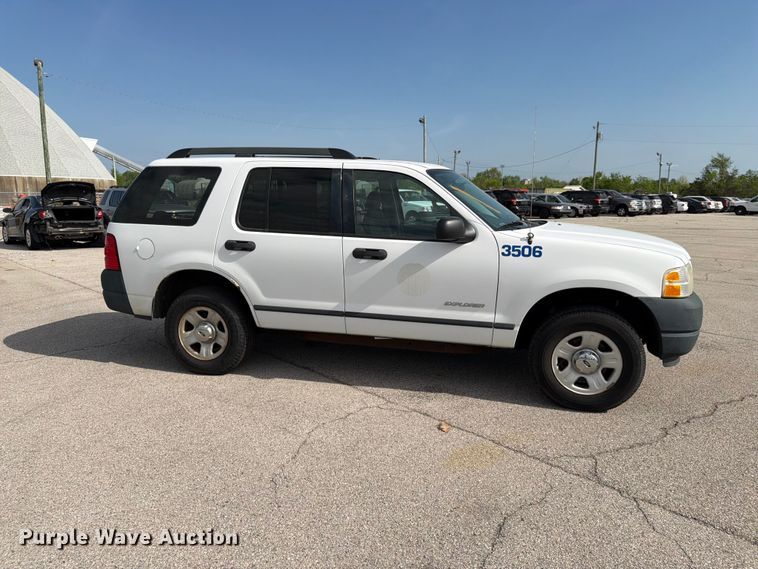 image for item EL0094 2005 Ford Explorer SUV