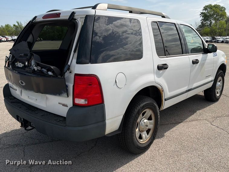 image for item EL0094 2005 Ford Explorer SUV