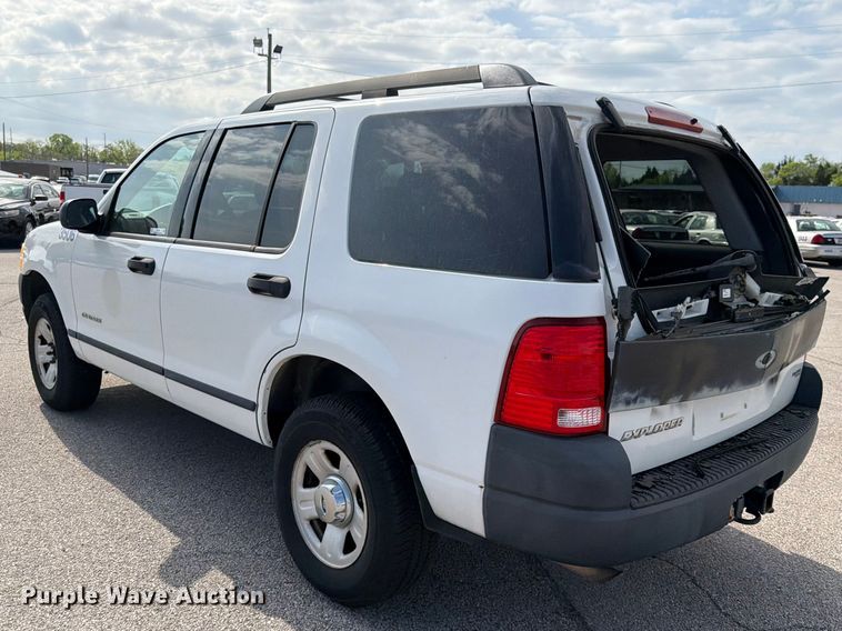 image for item EL0094 2005 Ford Explorer SUV