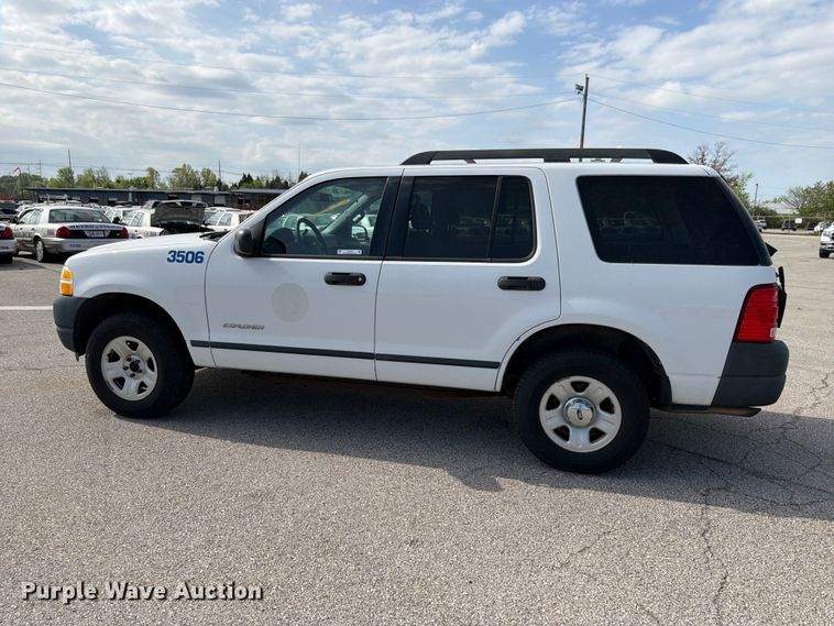 image for item EL0094 2005 Ford Explorer SUV
