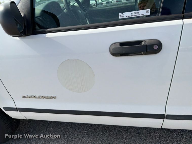 image for item EL0094 2005 Ford Explorer SUV