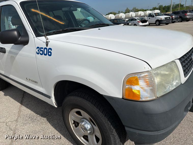 image for item EL0094 2005 Ford Explorer SUV