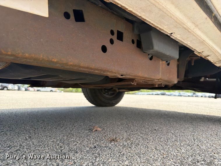 image for item EL0094 2005 Ford Explorer SUV