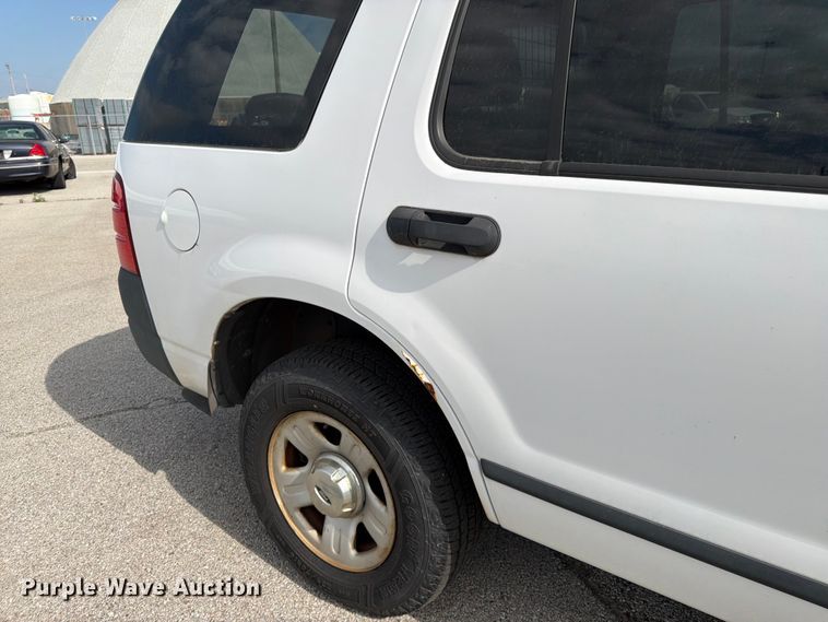 image for item EL0094 2005 Ford Explorer SUV