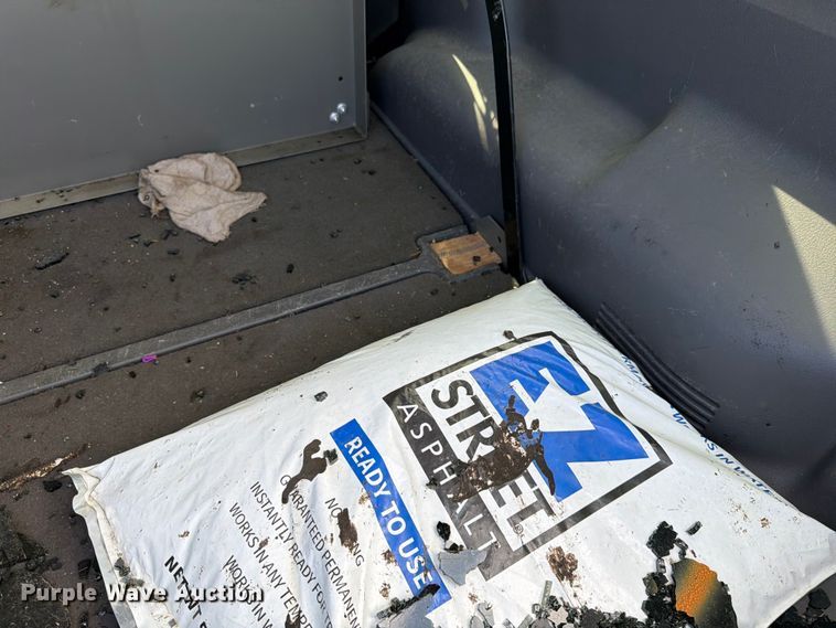 image for item EL0094 2005 Ford Explorer SUV
