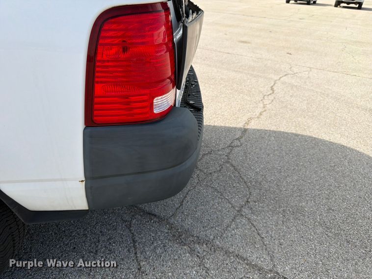 image for item EL0094 2005 Ford Explorer SUV