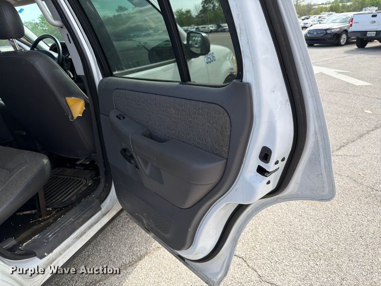 image for item EL0094 2005 Ford Explorer SUV