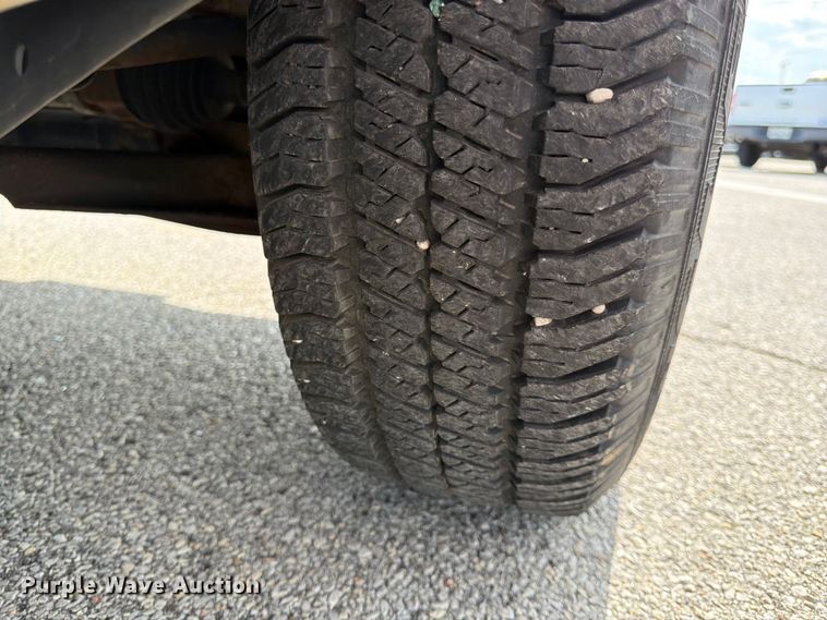 image for item EL0094 2005 Ford Explorer SUV