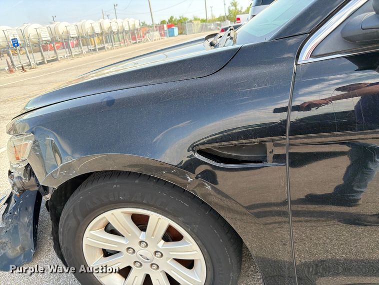 image for item EL0095 2012 Ford Taurus 