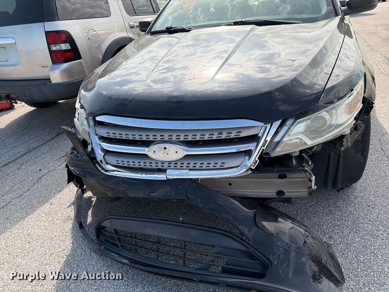 image for item EL0095 2012 Ford Taurus 