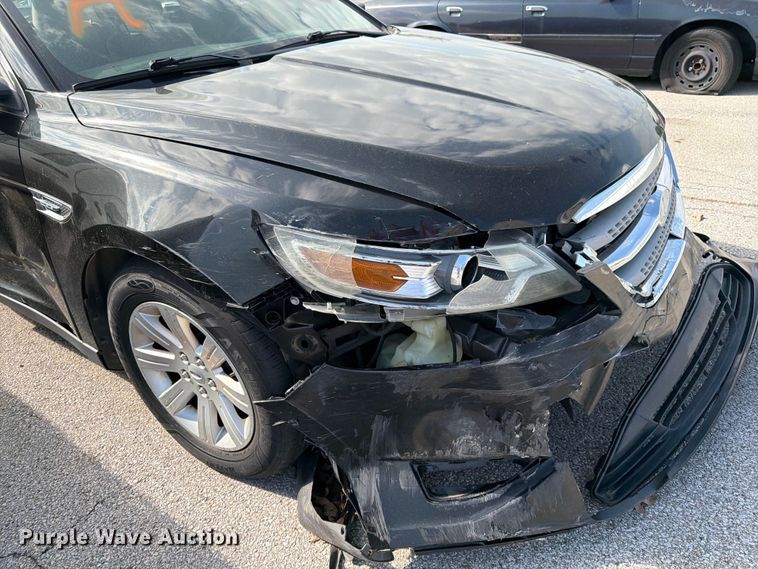 image for item EL0095 2012 Ford Taurus 