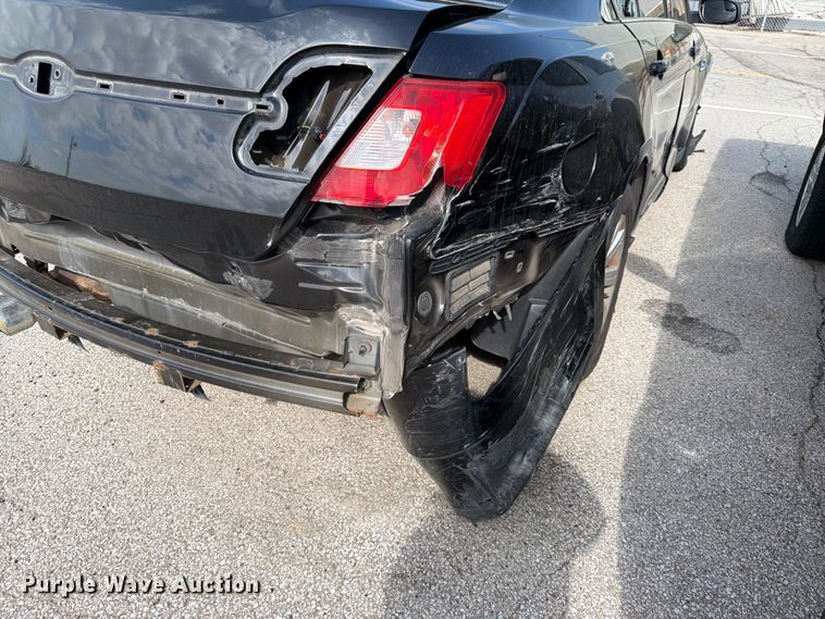 image for item EL0095 2012 Ford Taurus 