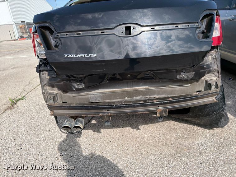 image for item EL0095 2012 Ford Taurus 