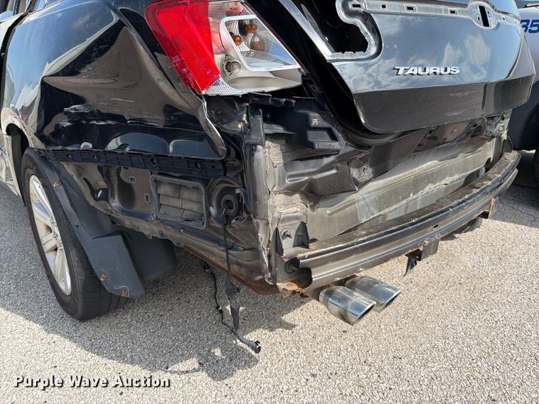 image for item EL0095 2012 Ford Taurus 