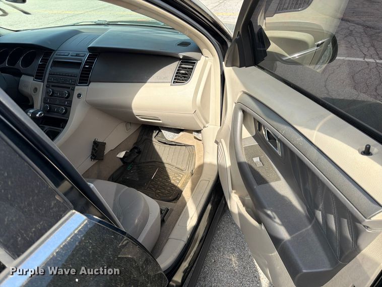 image for item EL0095 2012 Ford Taurus 