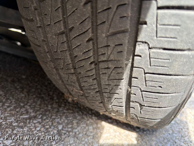 image for item EL0095 2012 Ford Taurus 