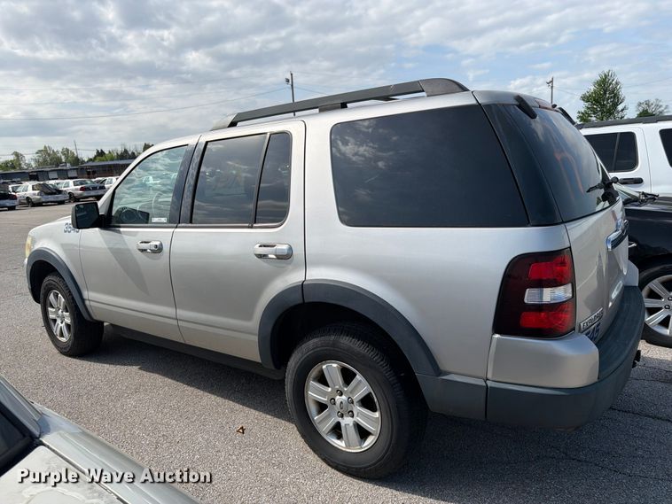 image for item EL0096 2007 Ford Explorer SUV