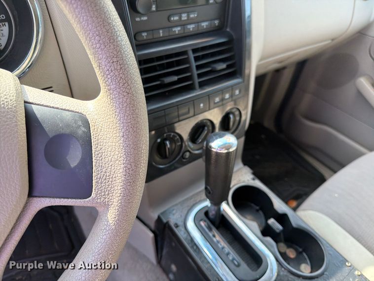 image for item EL0096 2007 Ford Explorer SUV
