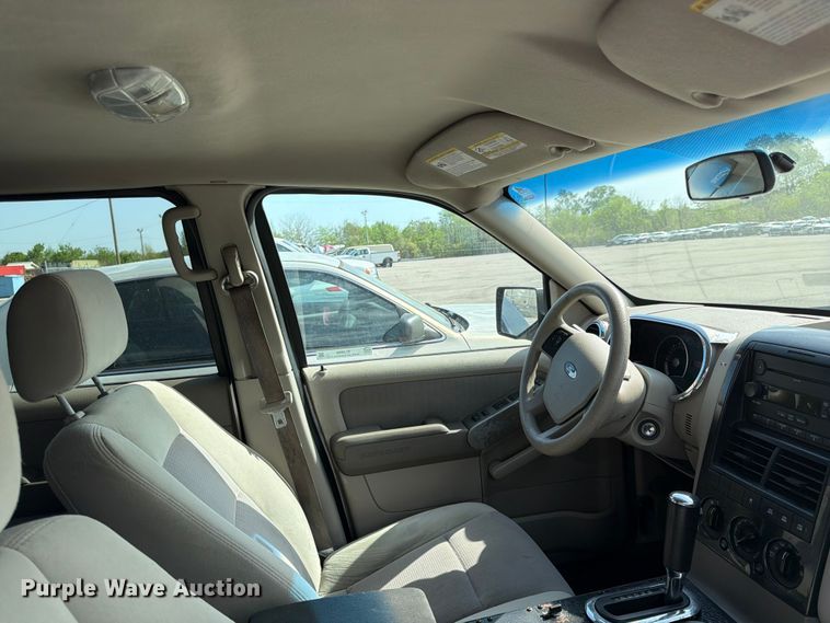 image for item EL0096 2007 Ford Explorer SUV