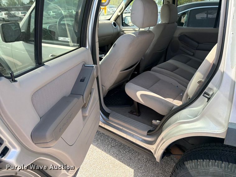image for item EL0096 2007 Ford Explorer SUV