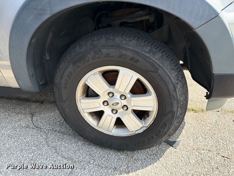 image for item EL0096 2007 Ford Explorer SUV