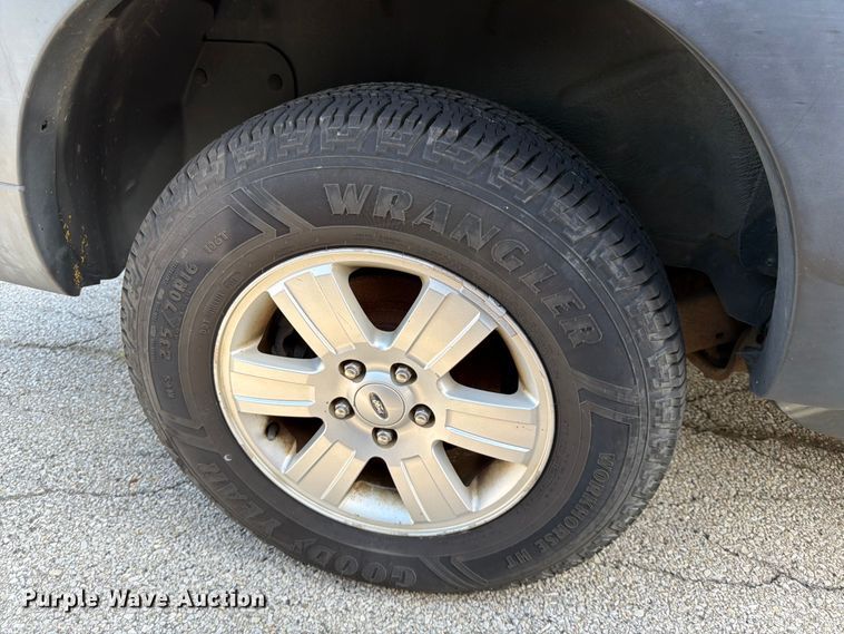image for item EL0096 2007 Ford Explorer SUV