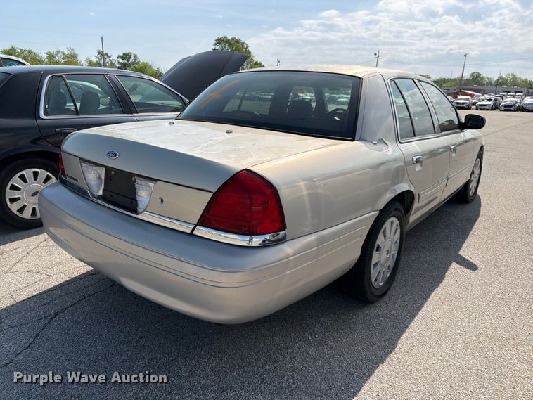 image for item EL0097 2008 Ford Crown Victoria 
