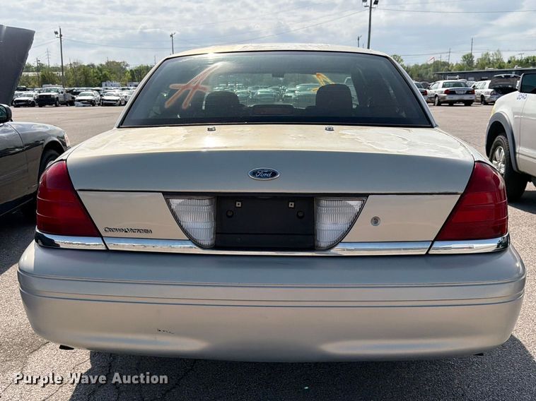 image for item EL0097 2008 Ford Crown Victoria 