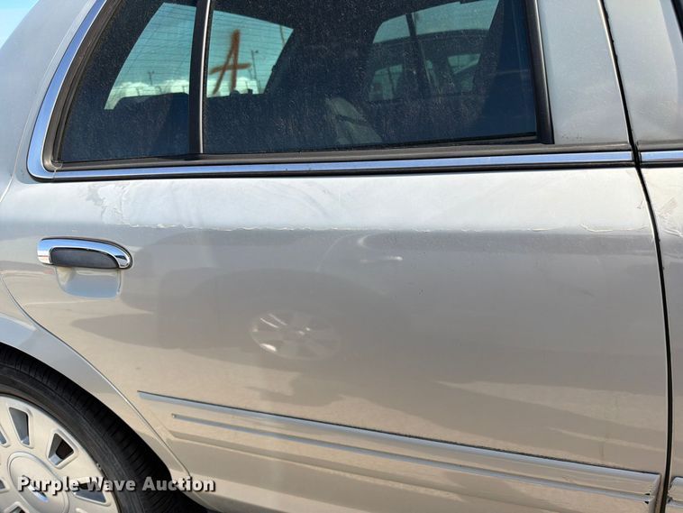 image for item EL0097 2008 Ford Crown Victoria 