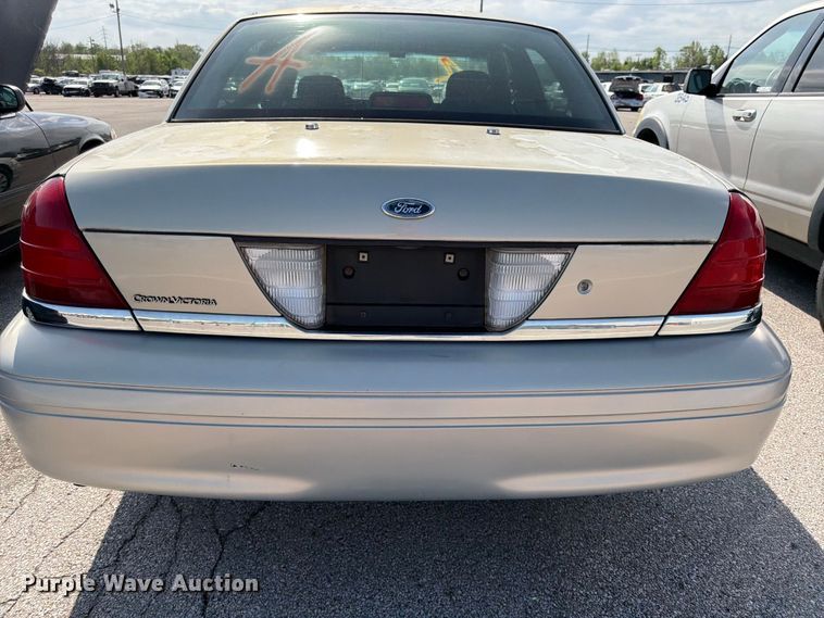 image for item EL0097 2008 Ford Crown Victoria 