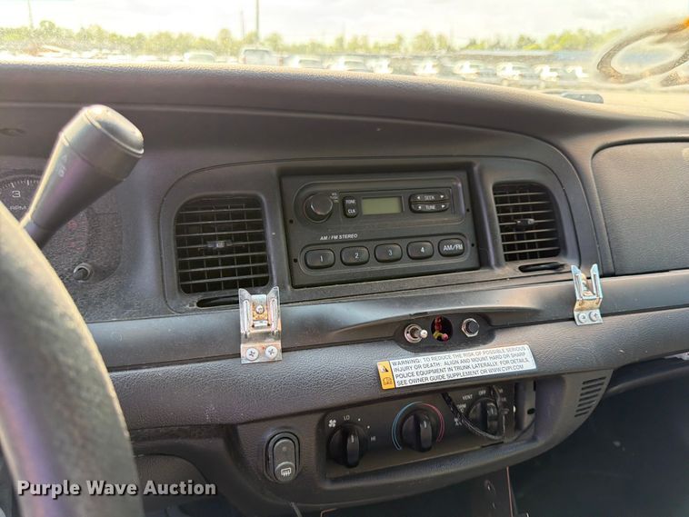 image for item EL0097 2008 Ford Crown Victoria 